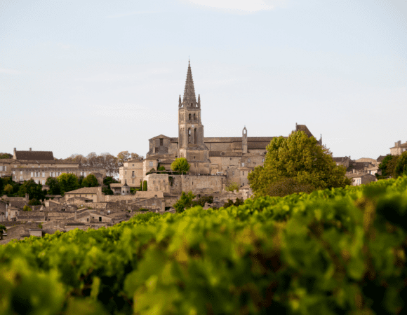 Cómo llegar a Saint-Émilion desde Burdeos: 6 consejos de expertos para visitantes