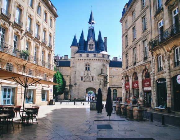 Cailhau Gate, Bordeaux
