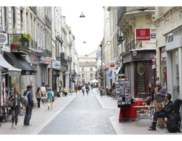 Discover the rue Bouffard in Bordeaux: a hidden treasure in the heart of the city