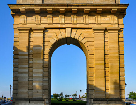 The Burgundy Gate: history and beauty in Bordeaux