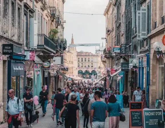 Rue des Remparts: un viaje a través de la historia y el encanto de Burdeos